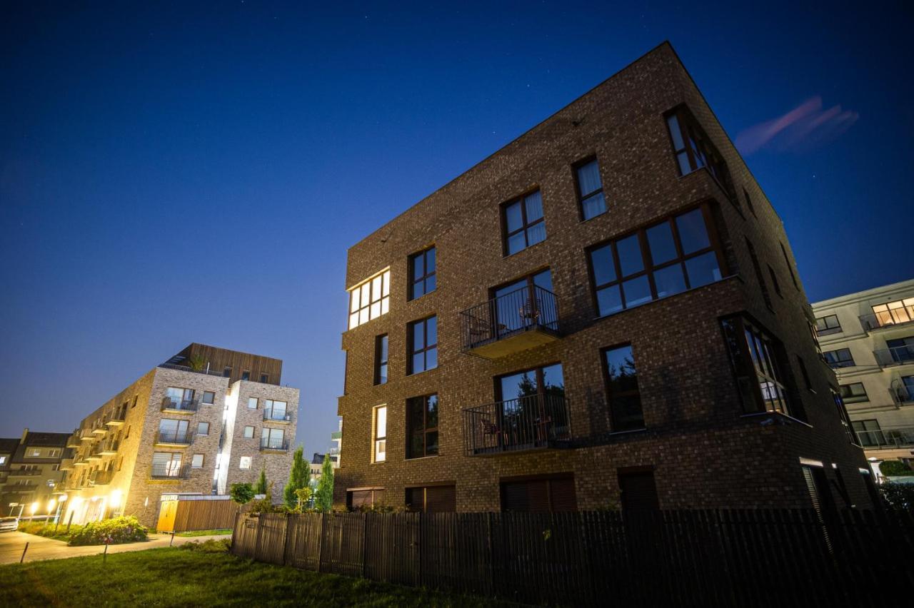 B85 Suites Warsaw Exterior photo